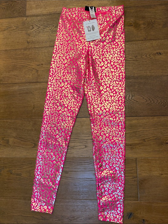 SpiritHoods Other - SpiritHoods Hot Pink Leggings with Metallic Gold Leopard Print